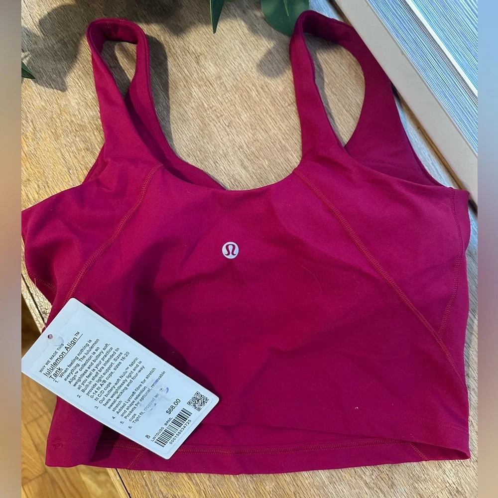 Lululemon berry rumble size 8 cropped tank align - Picture 3 of 3